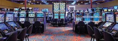Permainan slot populer seperti Aviator dan Sweet Bonanza